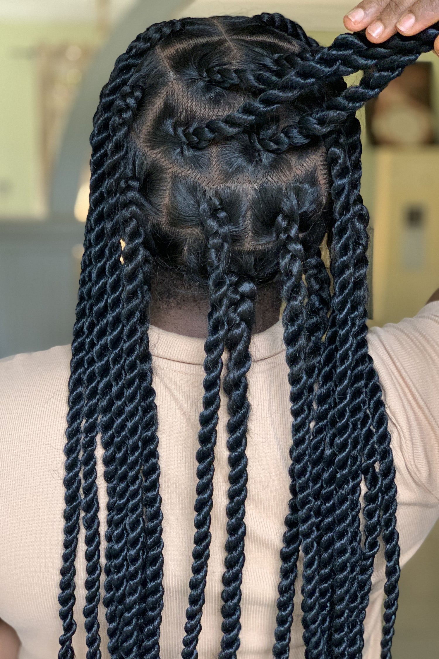 36" Jumbo Knotless Twist Wig