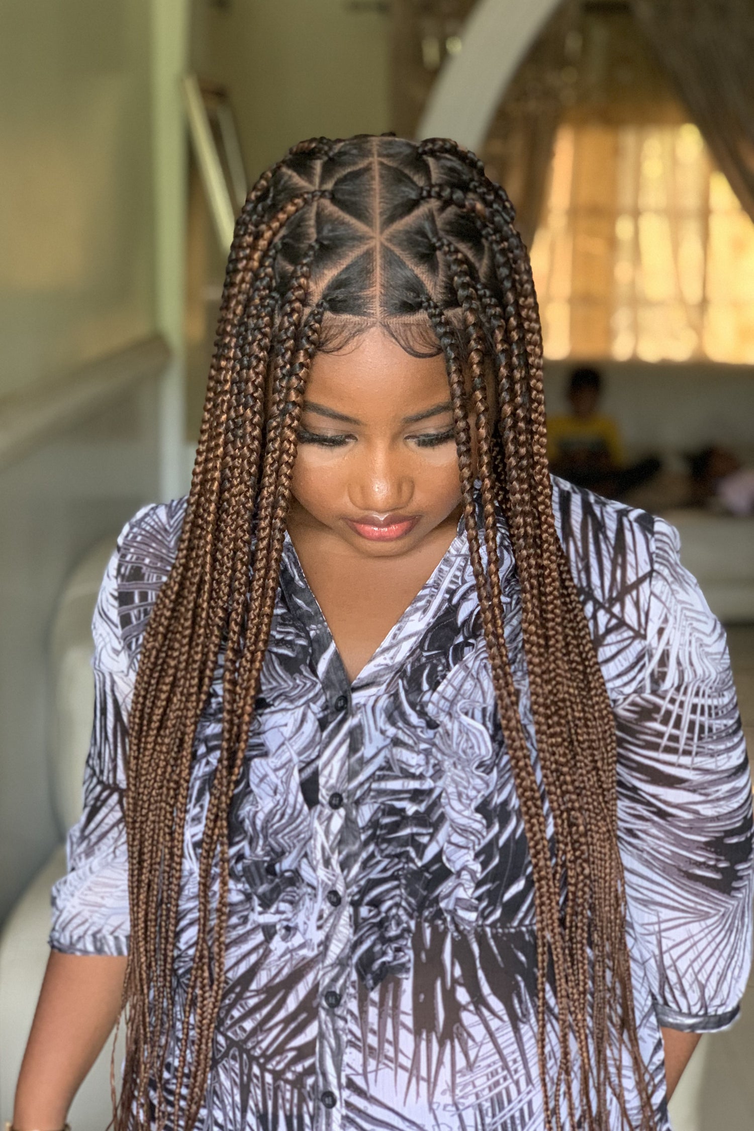 32" Full HD 360 Lace Front Triangle Knotless Hand Braided Wig